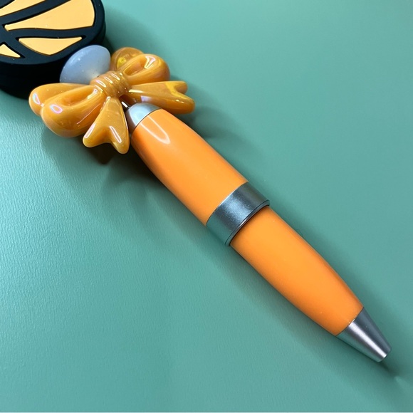 Orange Basketball Handmade Beaded Keychain Pen - Picture 5 of 7